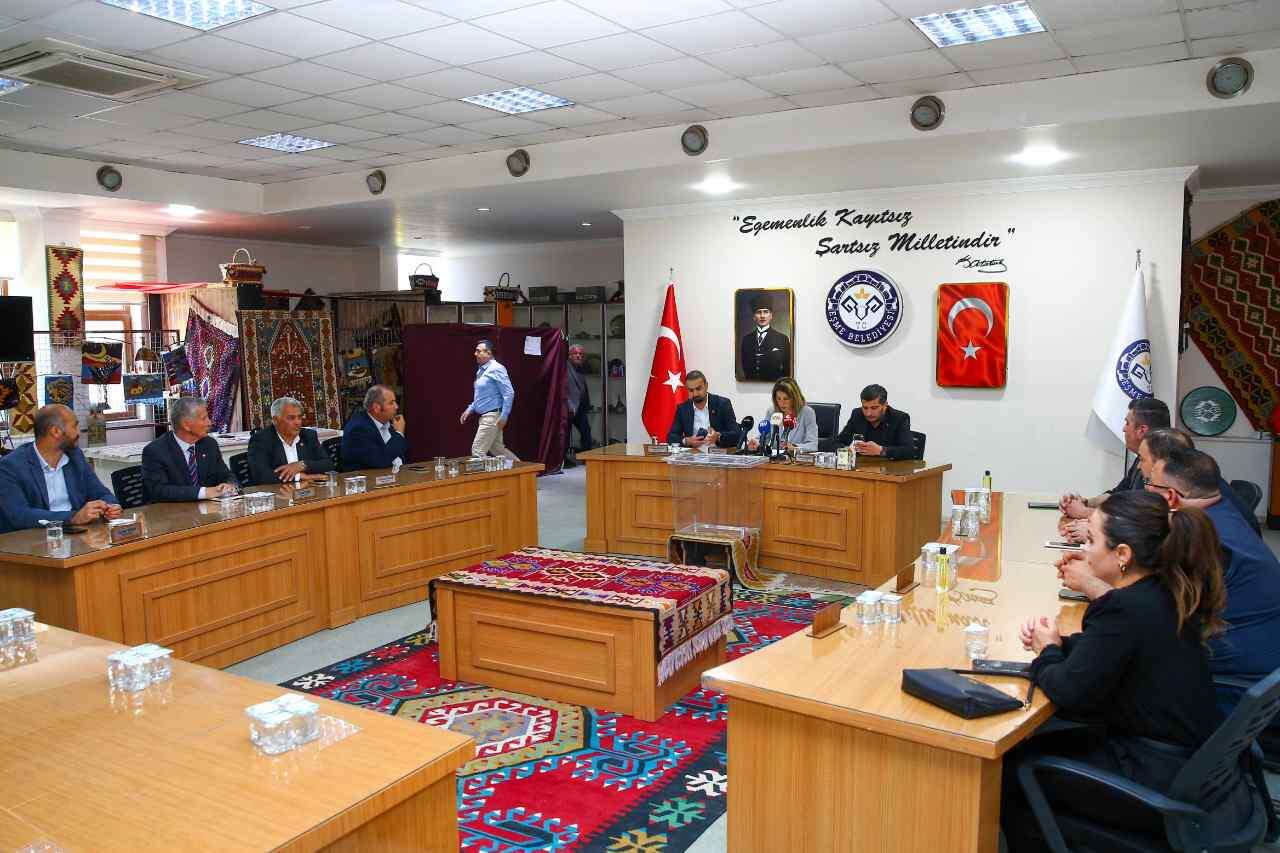 Eşme Belediye Başkan Vekilliğine Zeki Işık Seçildi 3